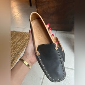 Tod’s Black Leather Loafers